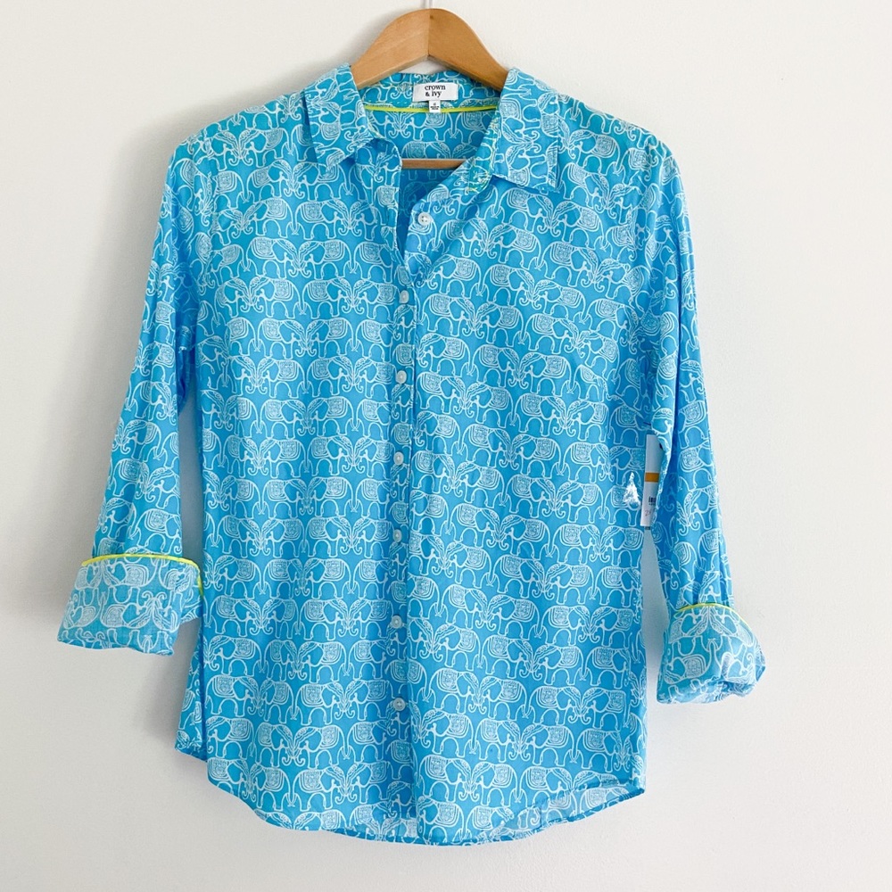 Crown & Ivy Elephant Button Down Top